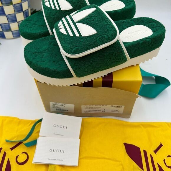 Men’s Gucci, X Adidas monogram Pool slides size 8, made in Italy - Picture 4 of 11